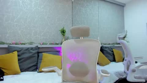 cristalbm_ online show from 16, 5, 2026