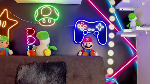 Snapshot of cristalcornner_ chatting on 4, 2, 2025 Nicole Connection time 220pm-910pmCol online show from 4, 2, 2025