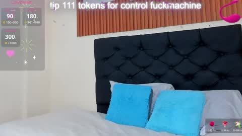 cristale69 online show from 11, 4, 2026