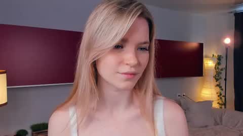 Snapshot of cristasires chatting on 15, 6, 2026 Cristas online show from 15, 6, 2026