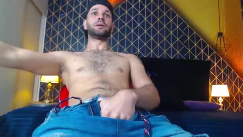 Snapshot of cristian_hot9 chatting on 7, 2, 2025 cristian hot9 online show from 7, 2, 2025