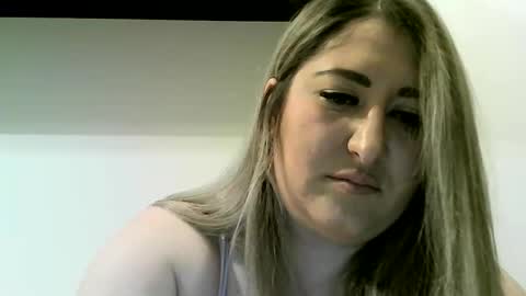 Snapshot of cristina20021991 chatting on 22, 12, 2024 cristina20021991 online show from 22, 12, 2024