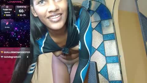 cristinamontiel74 online show from 5, 2, 2025