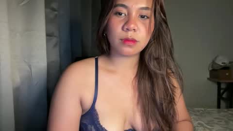 Snapshot of cristinavalerie chatting on 12, 11, 2025 Cristina Valerie online show from 12, 11, 2025