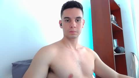 Tell me God  independent model show your respect at all times online show from 19, 2, 2025