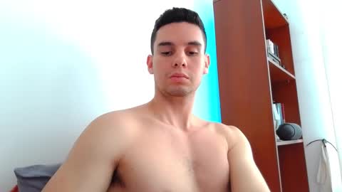 Tell me God  independent model show your respect at all times online show from 26, 2, 2025