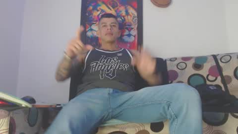 Snapshot of cristofer_dick5511 chatting on 17, 1, 2025 criistofer online show from 17, 1, 2025