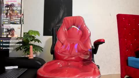 Snapshot of cristopher23_ chatting on 20, 1, 2025 cristopher23 online show from 20, 1, 2025