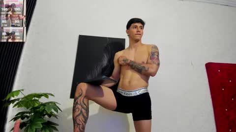 Snapshot of cristopher23_ chatting on 28, 1, 2025 cristopher23 online show from 28, 1, 2025