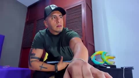 Say me Cris online show from 1, 1, 2025