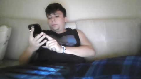 Snapshot of crisx3585 chatting on 17, 12, 2025 crisx3585 online show from 17, 12, 2025