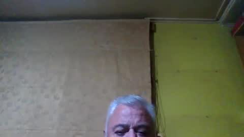 Snapshot of crmperez chatting on 11, 1, 2026 crmperez online show from 11, 1, 2026