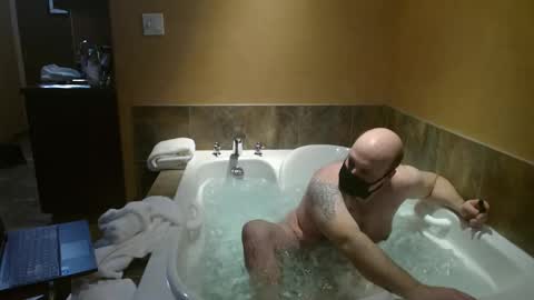 Snapshot of crockzilla chatting on 24, 2, 2025 Uhmmwho online show from 24, 2, 2025