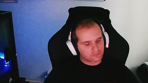 Snapshot of croissant911 chatting on 19, 12, 2024 Anderson online show from 19, 12, 2024