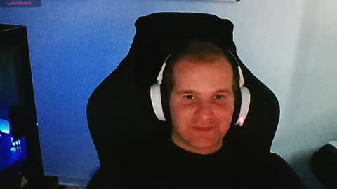 Snapshot of croissant911 chatting on 19, 12, 2024 Anderson online show from 19, 12, 2024