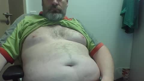 Crouch1 online show from 5, 5, 2026