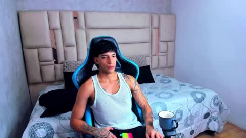 Croy online show from 10, 4, 2026