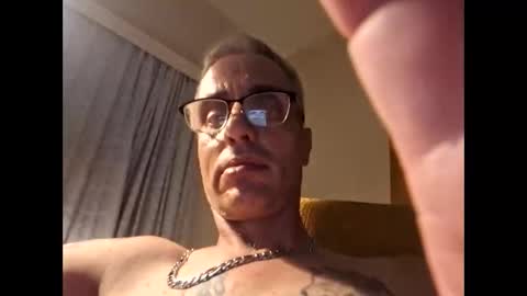 Snapshot of crucut80 chatting on 8, 12, 2024 Crucut online show from 8, 12, 2024