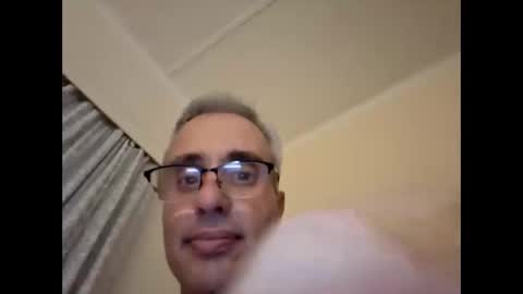 Snapshot of crucut80 chatting on 3, 1, 2025 Crucut online show from 3, 1, 2025