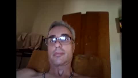 Snapshot of crucut80 chatting on 16, 1, 2025 Crucut online show from 16, 1, 2025