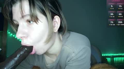 Snapshot of cruellagoth chatting on 17, 10, 2025 Cruella online show from 17, 10, 2025