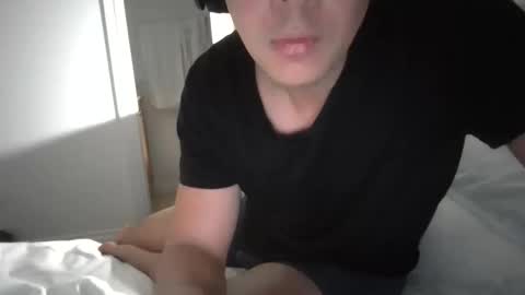 Snapshot of cruz_gameboy chatting on 28, 11, 2025 cruz_gameboy online show from 28, 11, 2025