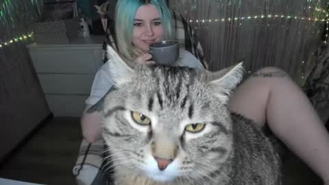 Snapshot of cryptobjgirlv2 chatting on 8, 11, 2025 Lilith online show from 8, 11, 2025