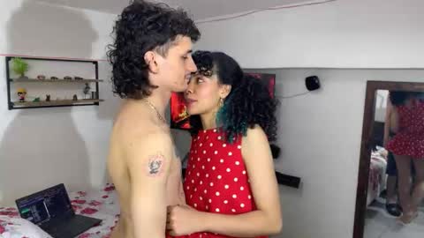 Snapshot of crystal5358 chatting on 14, 12, 2025 crystal5358 online show from 14, 12, 2025