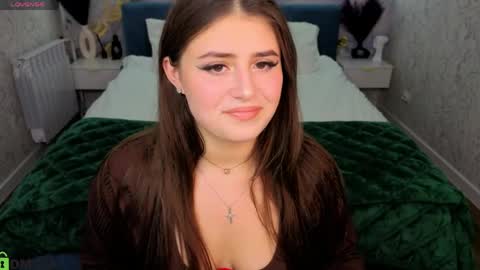 Snapshot of crystal__lacee chatting on 8, 5, 2026 Crystal Lacee online show from 8, 5, 2026