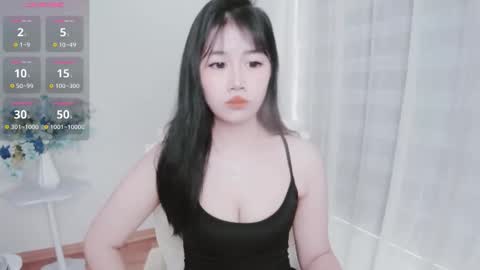 crystal_lea online show from 8, 10, 2025