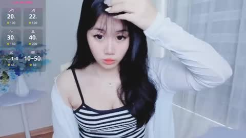 crystal_lea online show from 13, 10, 2025