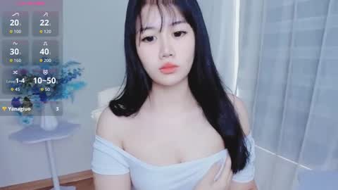 crystal_lea online show from 15, 10, 2025