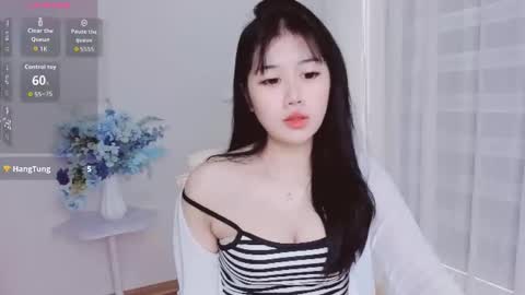 crystal_lea online show from 16, 10, 2025