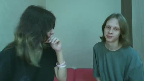 Crystal and Marcl online show from 23, 11, 2025