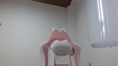 Snapshot of crystal_starx chatting on 13, 9, 2025 Crystal Blaze online show from 13, 9, 2025