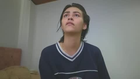 Snapshot of crystal_starx chatting on 4, 10, 2025 Crystal Blaze online show from 4, 10, 2025