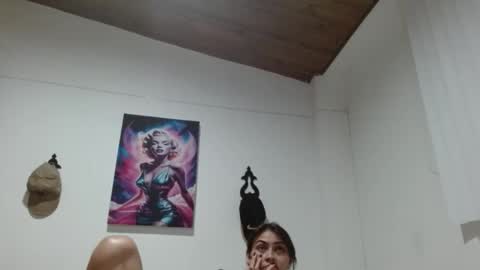 Crystal Blaze online show from 17, 4, 2026