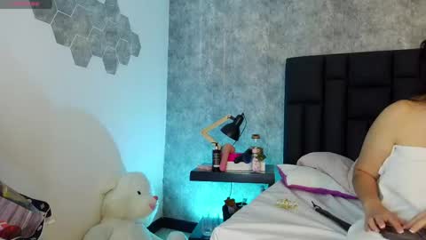 Snapshot of crystalboow chatting on 31, 5, 2026 Crystal online show from 31, 5, 2026