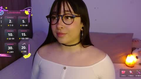 Snapshot of crystalitesq chatting on 1, 10, 2025 Olivia online show from 1, 10, 2025