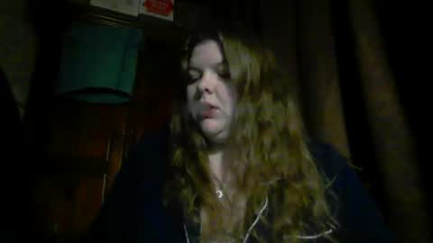 Snapshot of crystalizzzee chatting on 27, 2, 2025 Herekittykitty69 online show from 27, 2, 2025
