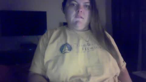 Snapshot of crystalizzzee chatting on 15, 9, 2025 Herekittykitty69 online show from 15, 9, 2025