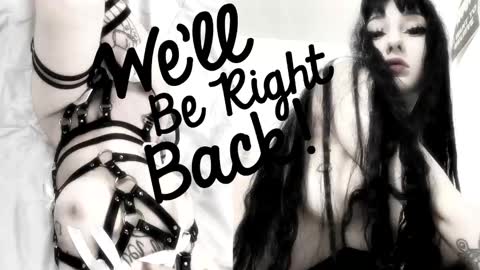 Sasha    Make me moan with patterns   good music here  online show from 16, 10, 2025