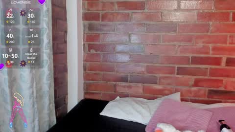 Snapshot of crystalvazquez chatting on 8, 2, 2025 Soy Crystal online show from 8, 2, 2025