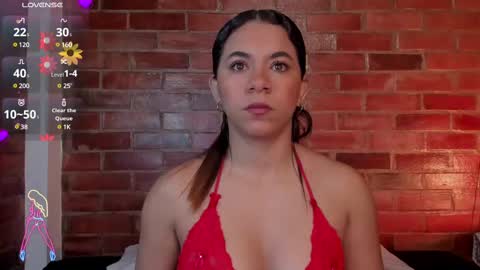 Snapshot of crystalvazquez chatting on 3, 3, 2025 Soy Crystal online show from 3, 3, 2025