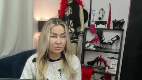 CrystalHotty online show from 19, 1, 2026