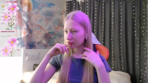 Snapshot of crystalyss chatting on 26, 1, 2025 Lia online show from 26, 1, 2025