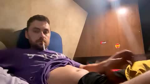 Snapshot of csmiffins chatting on 22, 11, 2025 csmiffins online show from 22, 11, 2025