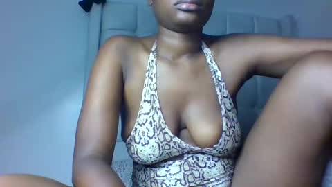 Snapshot of ctrl_cheeks chatting on 11, 3, 2025 ctrl_cheeks online show from 11, 3, 2025