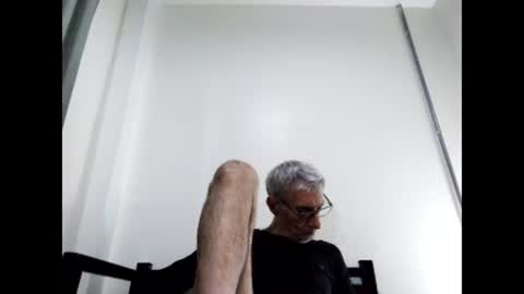 Snapshot of cucaio18 chatting on 28, 1, 2025 BIG UNCUT HARD COCK online show from 28, 1, 2025