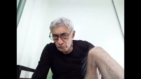 Snapshot of cucaio18 chatting on 31, 1, 2025 BIG UNCUT HARD COCK online show from 31, 1, 2025